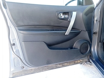 Nissan Qashqai, 2008г, передний привод, механика