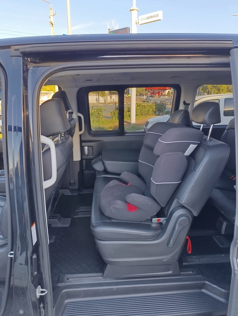 Hyundai Staria, 2021г., полный привод, автомат