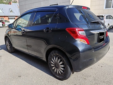 Toyota Vitz, 2015г, передний привод, вариатор