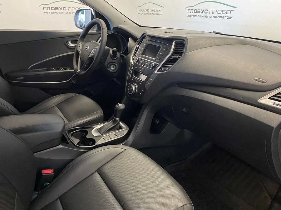 Hyundai Santa Fe, 2016г., полный привод, автомат
