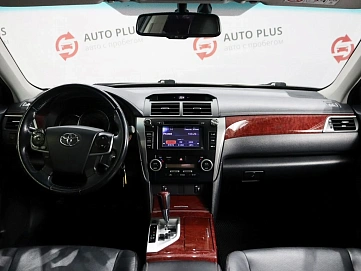 Toyota Camry, 2013г, передний привод, автомат