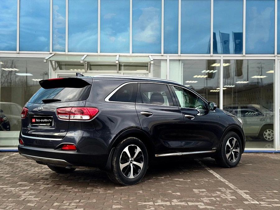 Kia Sorento, 2016г., полный привод, автомат