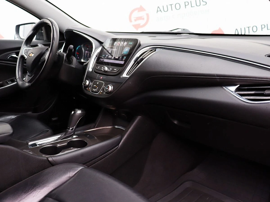 Chevrolet Malibu, 2016г., передний привод, автомат