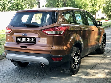 Ford Kuga, 2015г, передний привод, автомат