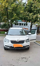 Skoda Yeti, 2015г, полный привод, робот