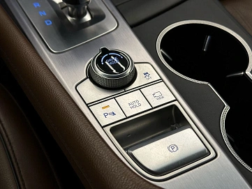 Genesis G70, 2019г, полный привод, автомат