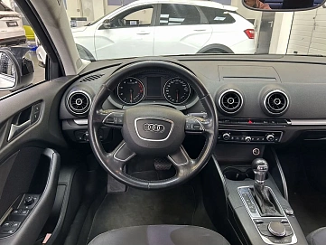 Audi A3, 2014г, передний привод, робот