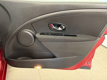 Renault Megane, 2013г, передний привод, механика