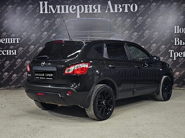 Nissan Qashqai, 2013г, передний привод, вариатор