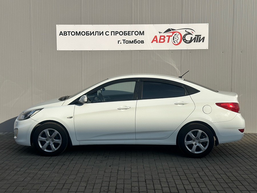 Hyundai Solaris, 2013г., передний привод, механика