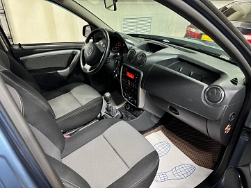 Renault Duster, 2012г, полный привод, механика