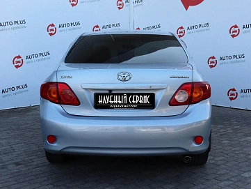 Toyota Corolla, 2008г, передний привод, автомат