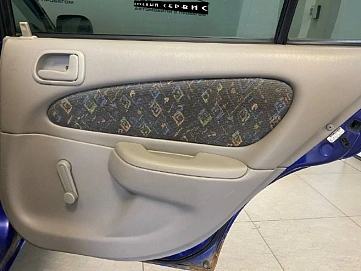 Toyota Corolla, 1998г, передний привод, механика