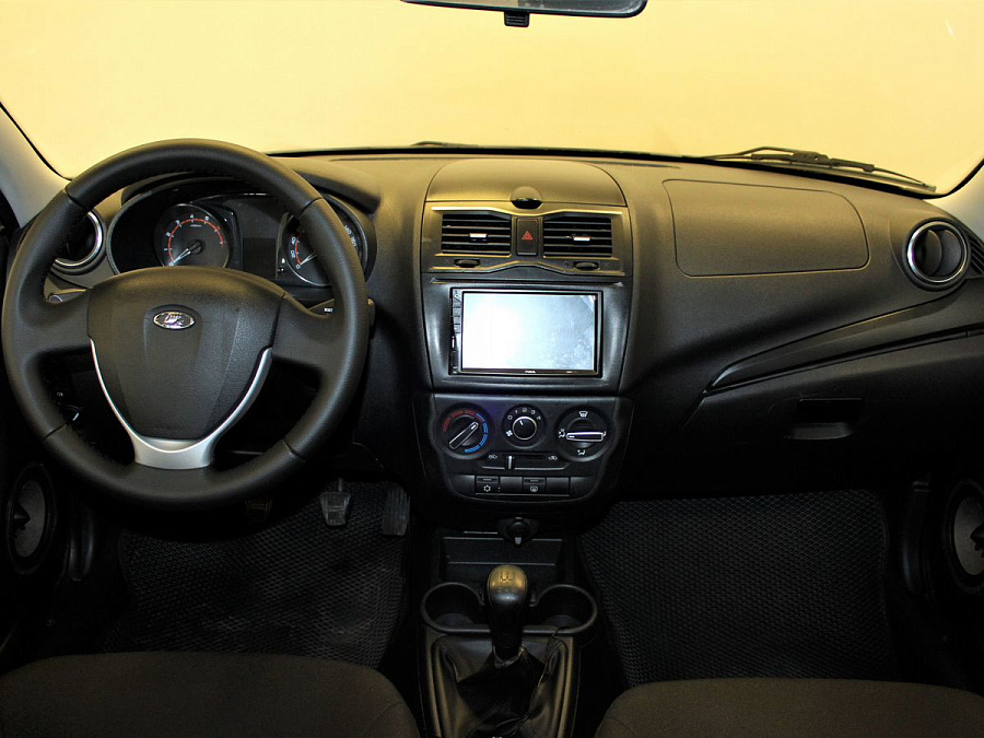 Lada (ВАЗ) , 2020г., передний привод, механика