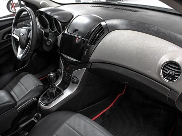 Chevrolet Cruze, 2013г, передний привод, механика