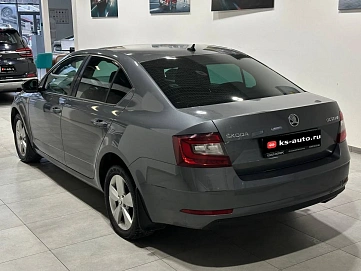 Skoda Octavia, 2018г, передний привод, робот
