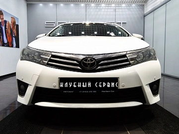 Toyota Corolla, 2013г, передний привод, вариатор