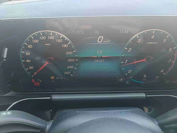 Mercedes-Benz GLA, 2021г, передний привод, робот