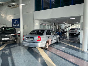 Hyundai Accent, 2008г, передний привод, механика