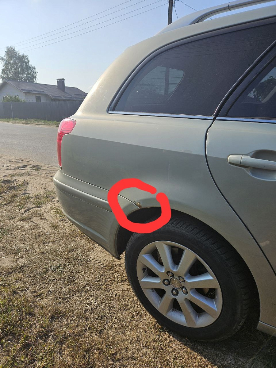 Toyota Avensis, 2006г., передний привод, механика