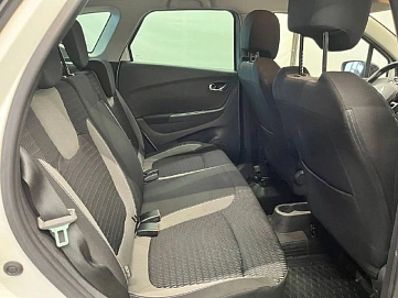 Renault Kaptur, 2017г, полный привод, автомат