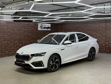 Skoda Octavia, 2025г, передний привод, робот