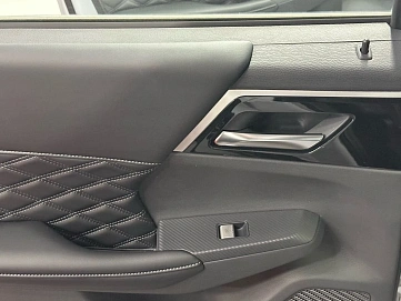 Mitsubishi Outlander, 2023г., полный привод, вариатор