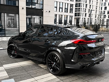 BMW X6, 2023г, полный привод, автомат
