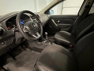 Renault Logan, 2021г, передний привод, автомат