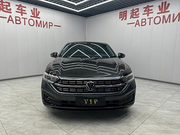 Volkswagen Sagitar, 2022г, передний привод, робот