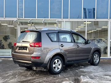 Peugeot 4007, 2011г, полный привод, вариатор