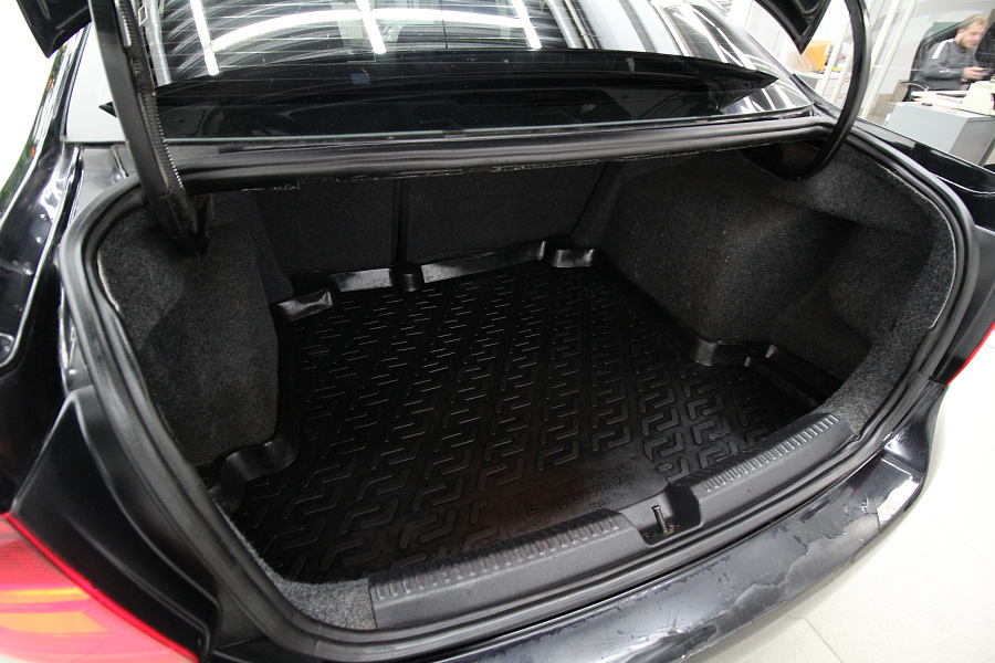 Volkswagen Polo, 2011г., передний привод, механика