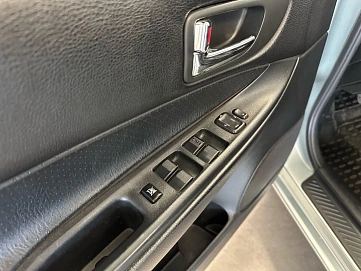Mazda 6, 2003г, передний привод, механика