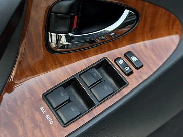 Toyota Camry, 2010г, передний привод, автомат